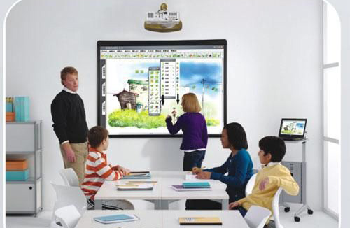 觸摸教學(xué)一體機